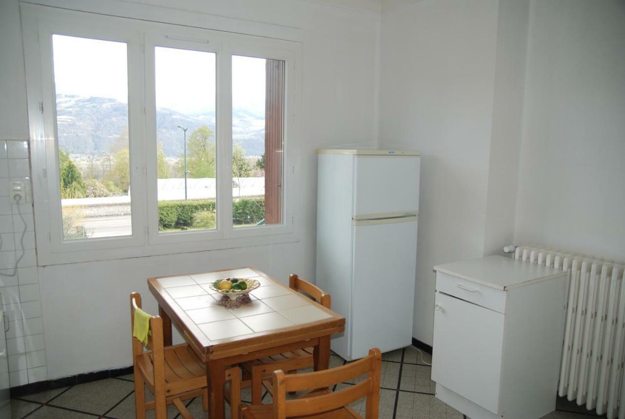 Comfy Home For Group And Family. Wonderful View! Saint Ismier Bagian luar foto